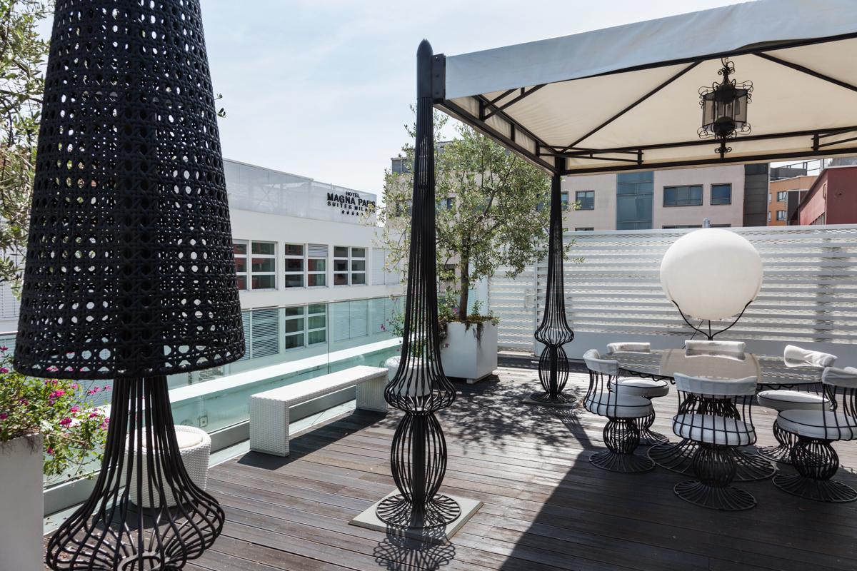 Magna Pars L'Hotel A Parfum, Small Luxury Hotels Of The World Milán Exteriér fotografie Rooftop terrace