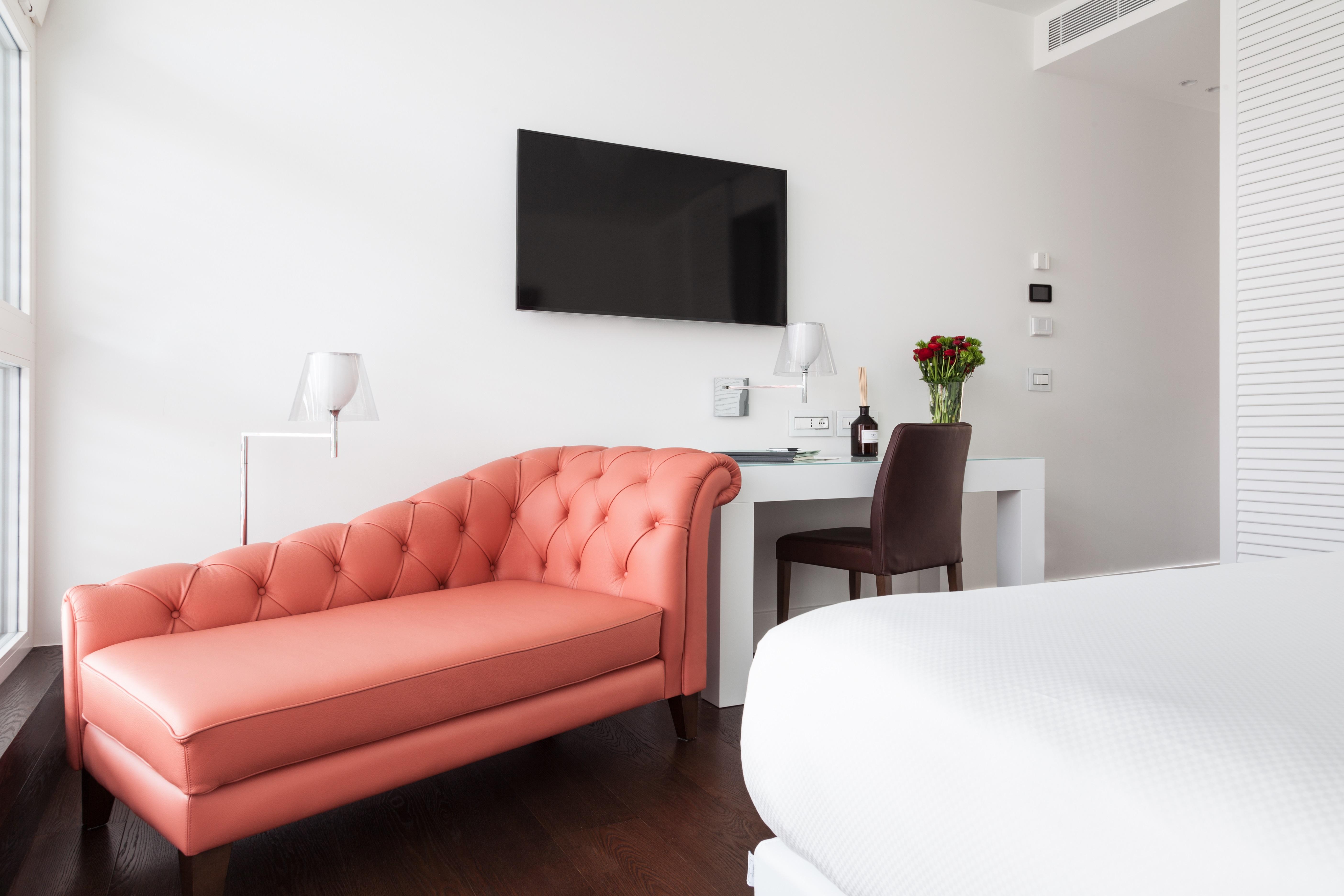 Magna Pars L'Hotel A Parfum, Small Luxury Hotels Of The World Milán Exteriér fotografie A room at the hotel